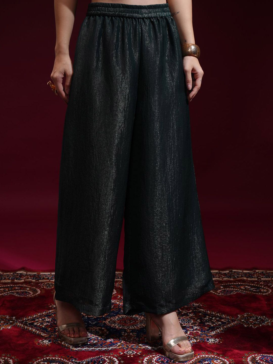 Vishudh Women Regular Kurta with Palazzos