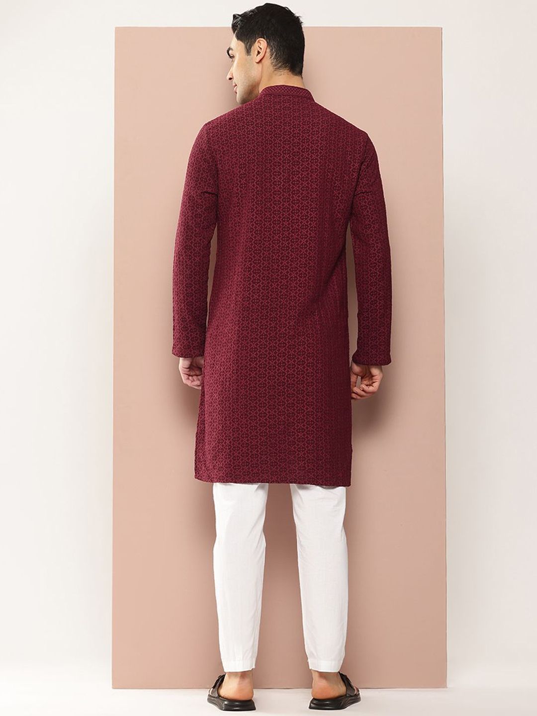 See Designs Geometric Embroidered Mandarin Collar Chikankari Straight Kurta