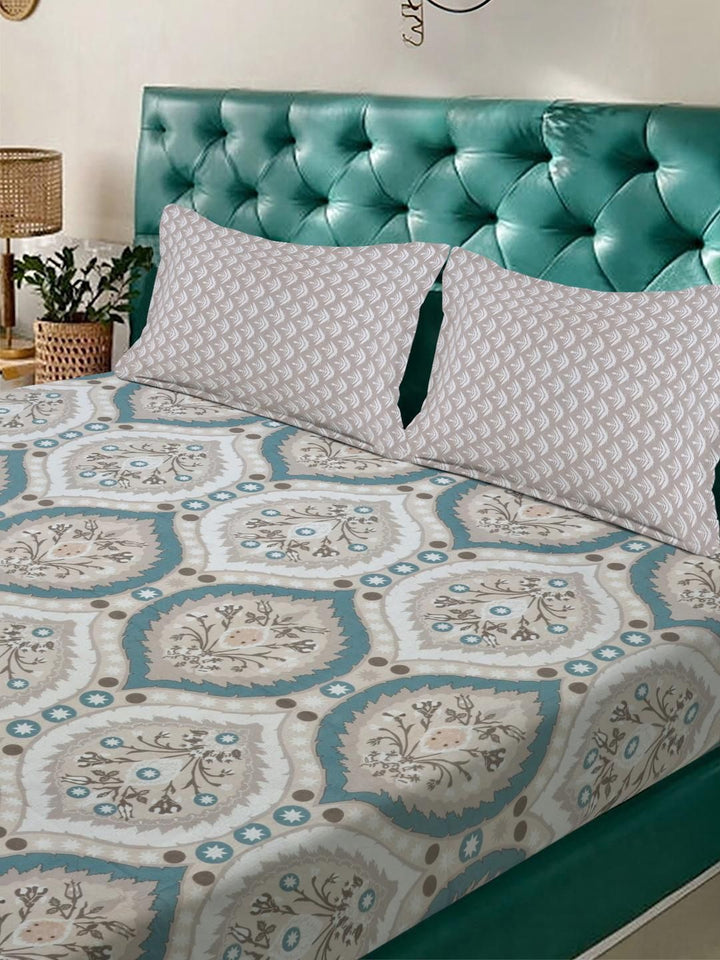 KLOTTHE Polycotton Bedsheet with 2 Pillow Covers