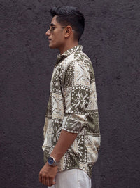 Powerlook Men Spread Collar Abstract Printed Casual Shirt