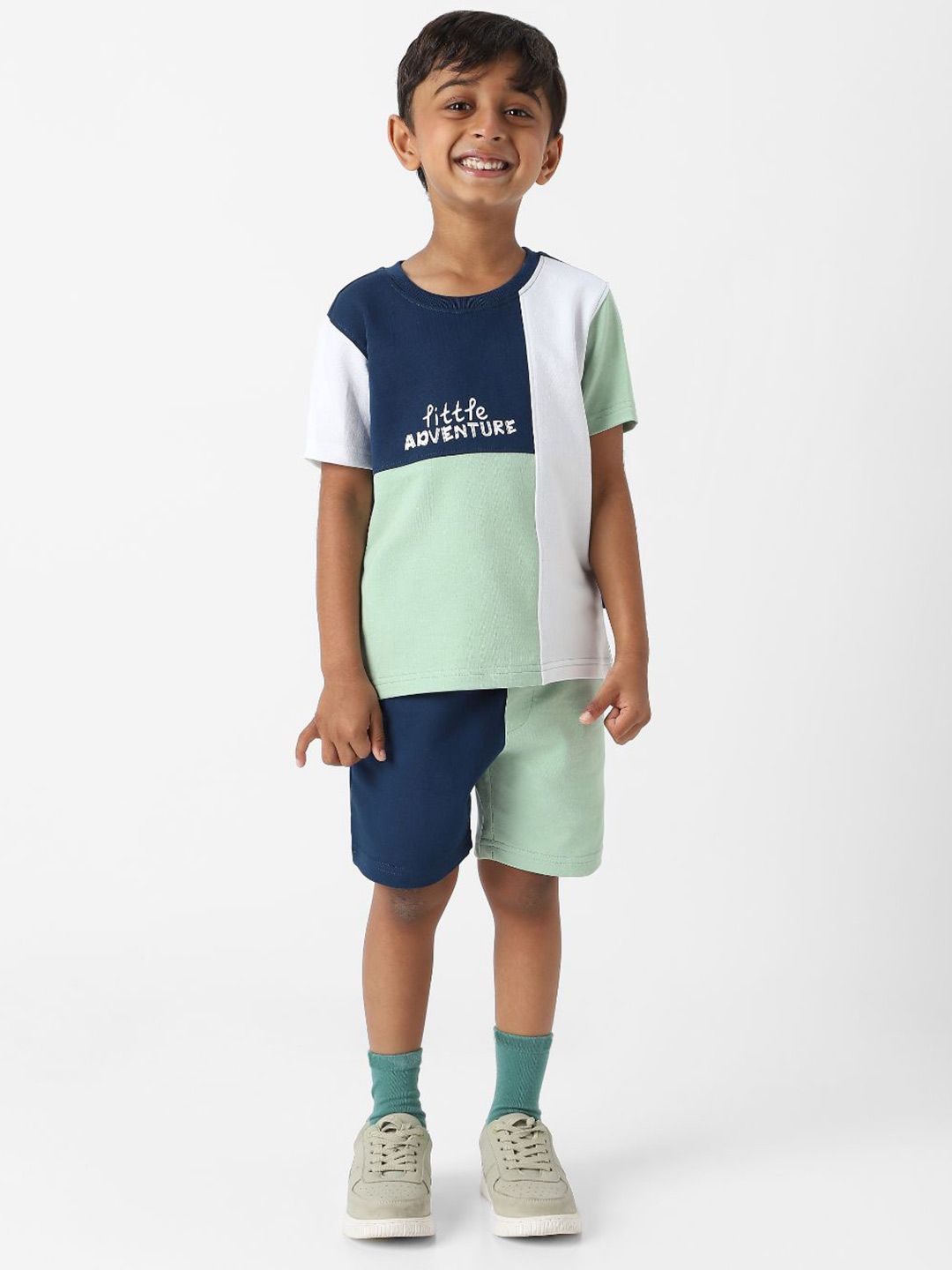 Nauti Nati Boys Colourblocked T-shirt with Shorts