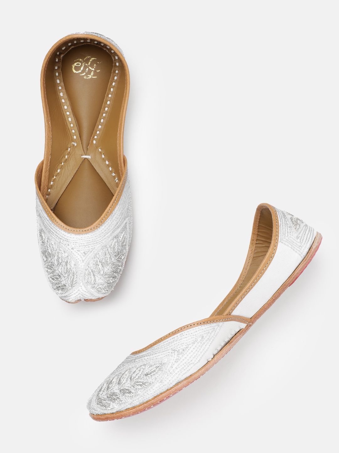 House of Pataudi Embroidered Ethnic Mojaris