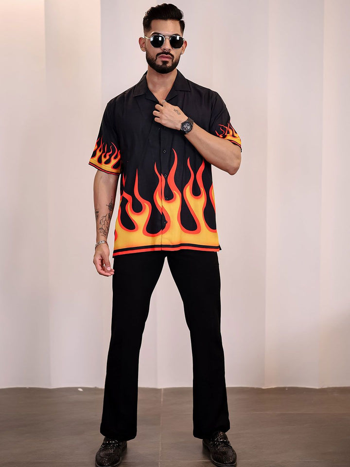 Baju Kasual Kapas Kolar Cuba Eszett Bercetak Abstrak