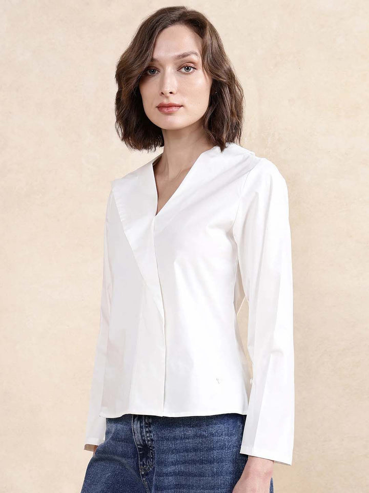 RAREISM Women Solid V-Neck Cotton Top