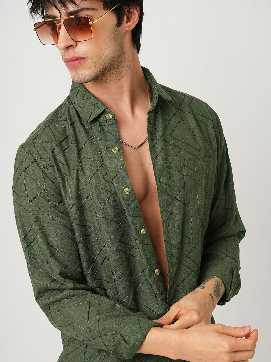VASTRADO Men Classic Spread Collar Textured Cotton Slim Fit Casual Shirt