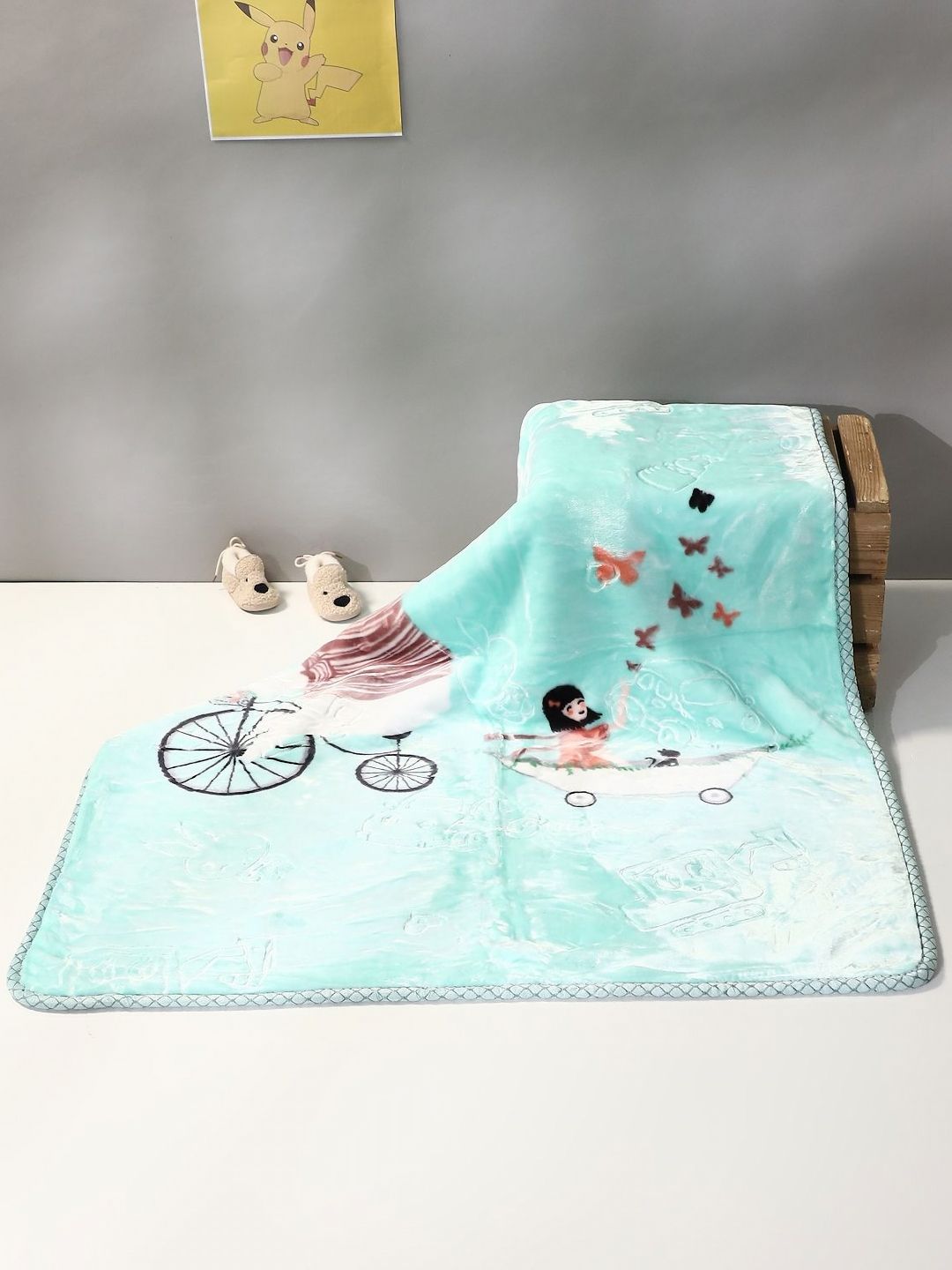 Monte Carlo Sea Green & Black Cartoon Characters Mild Winter 600 GSM Single Bed Blanket