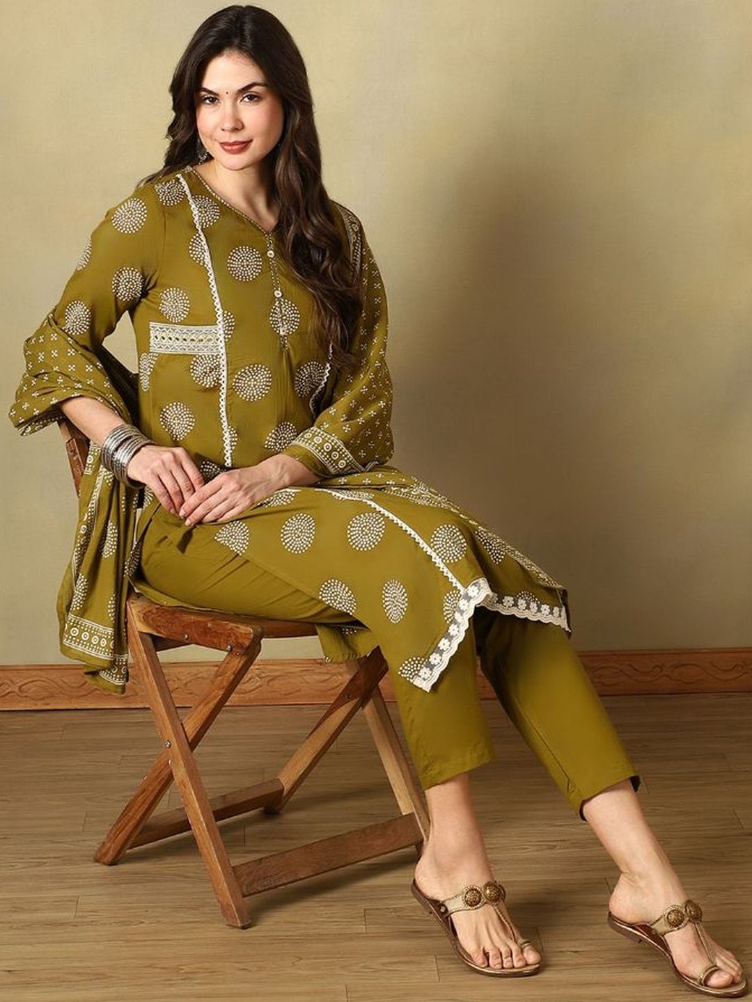 Mamicha Women Ethnic Motifs Printed Regular Mirror Work Pure Cotton Kurta with Trousers & With Dupatta