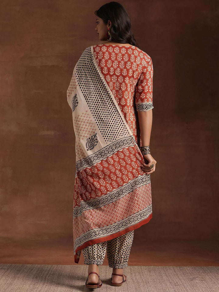 Libas Floral Printed Straight Kurta With Salwar And Dupatta