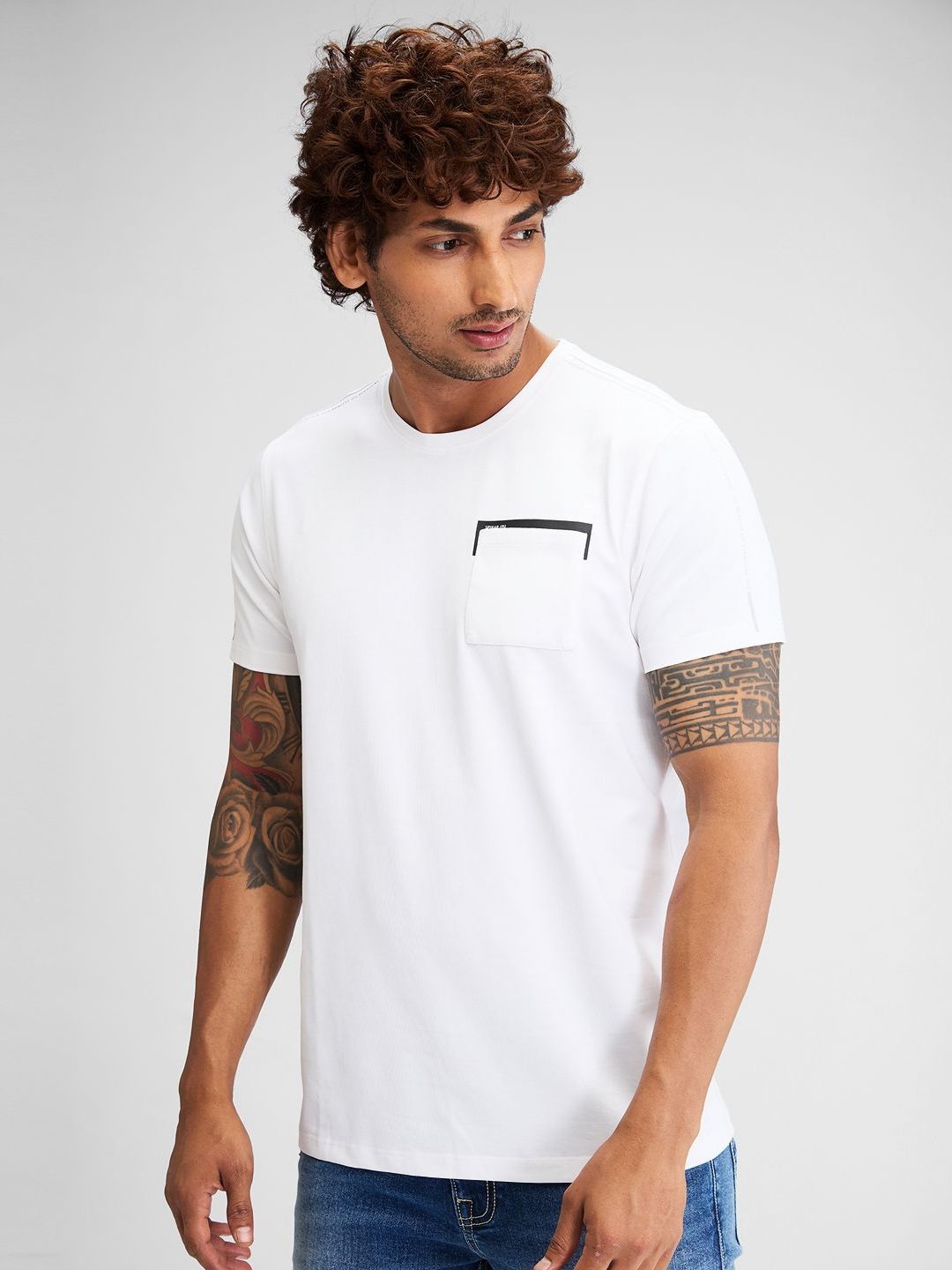 SPYKAR Men Pockets Slim Fit T-shirt