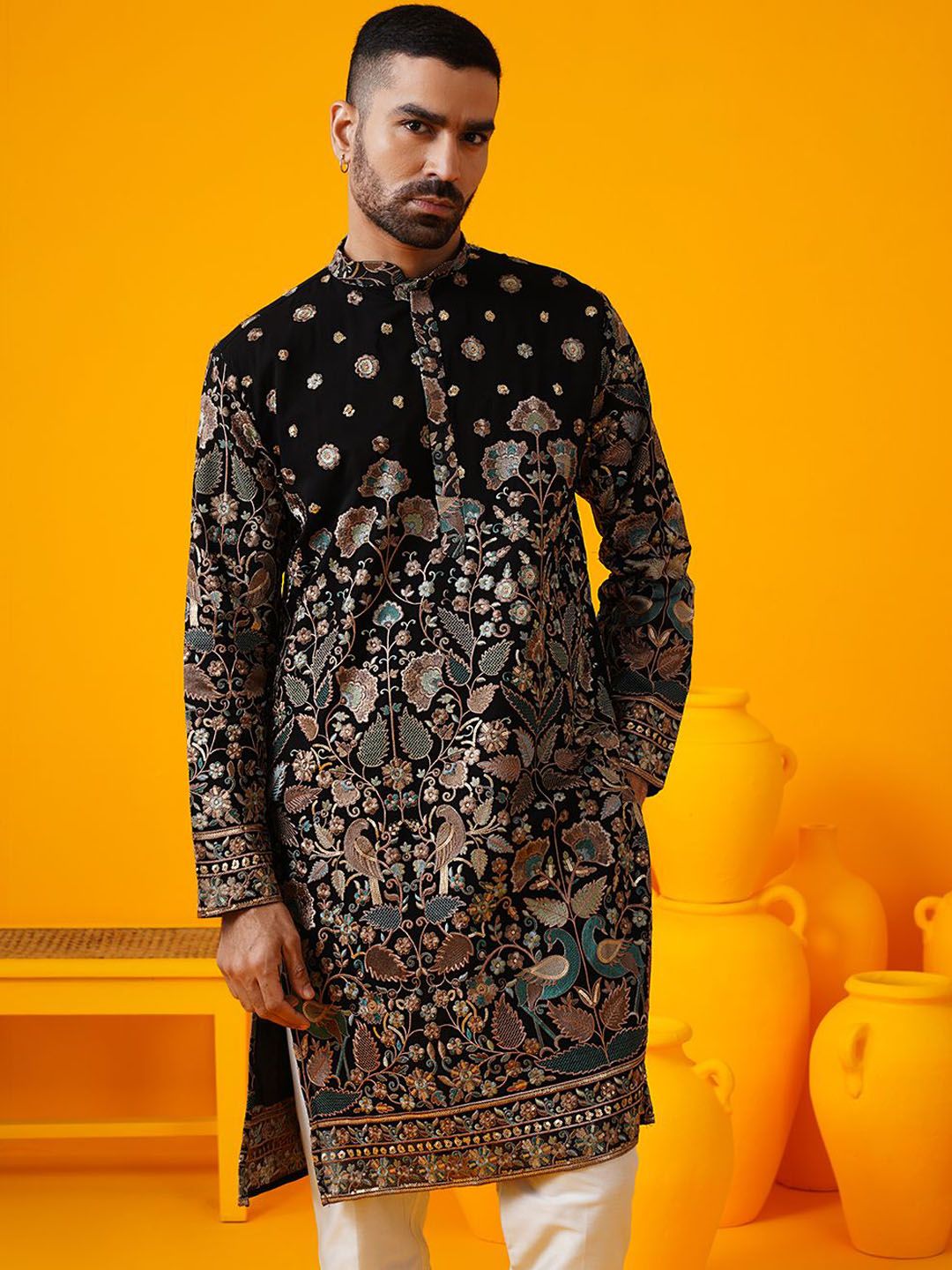 SOJANYA LUXE Kolar Mandarin Sulam Bunga Georgette Kurta Lurus Dengan Seluar