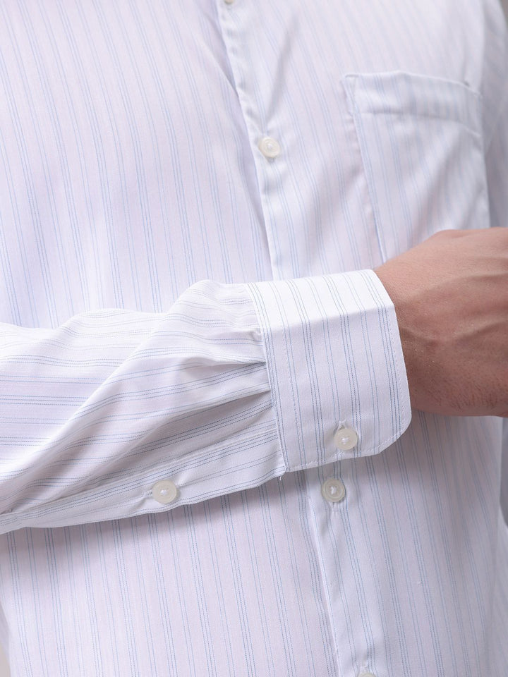 The Indian Garage Co. X Luxe Men Cutaway Collar Vertical Striped Slim Fit Formal Shirt
