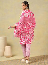 Mamicha Women Floral Printed Regular Mirror Work Pure Cotton Kurta with Trousers & With Dupatta