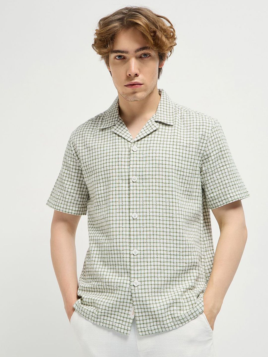 THE BEAR HOUSE Men Cuban Collar Micro Checked Cotton Casual Shirt
