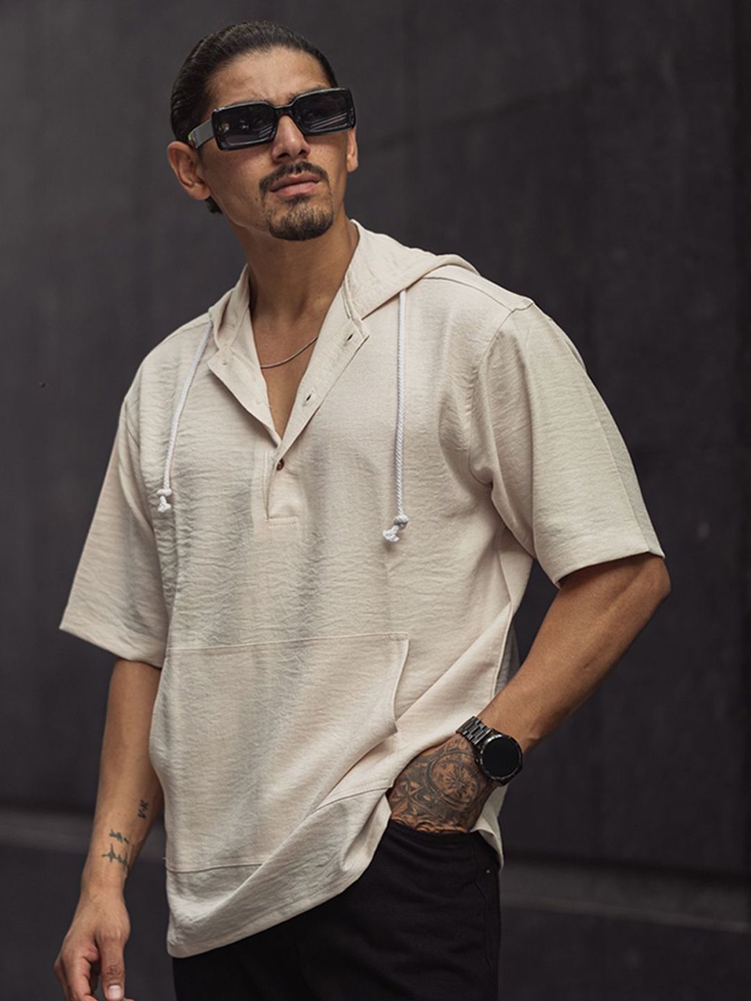 Powerlook Men Hooded Drop-Shoulder Sleeves T-shirt