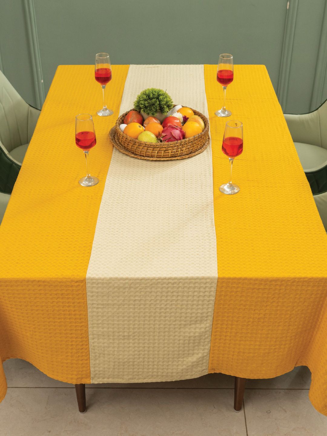 URBAN SPACE Mustard & Beige Geometric Printed Anti-Slip Cotton 6-Seater Table Cover