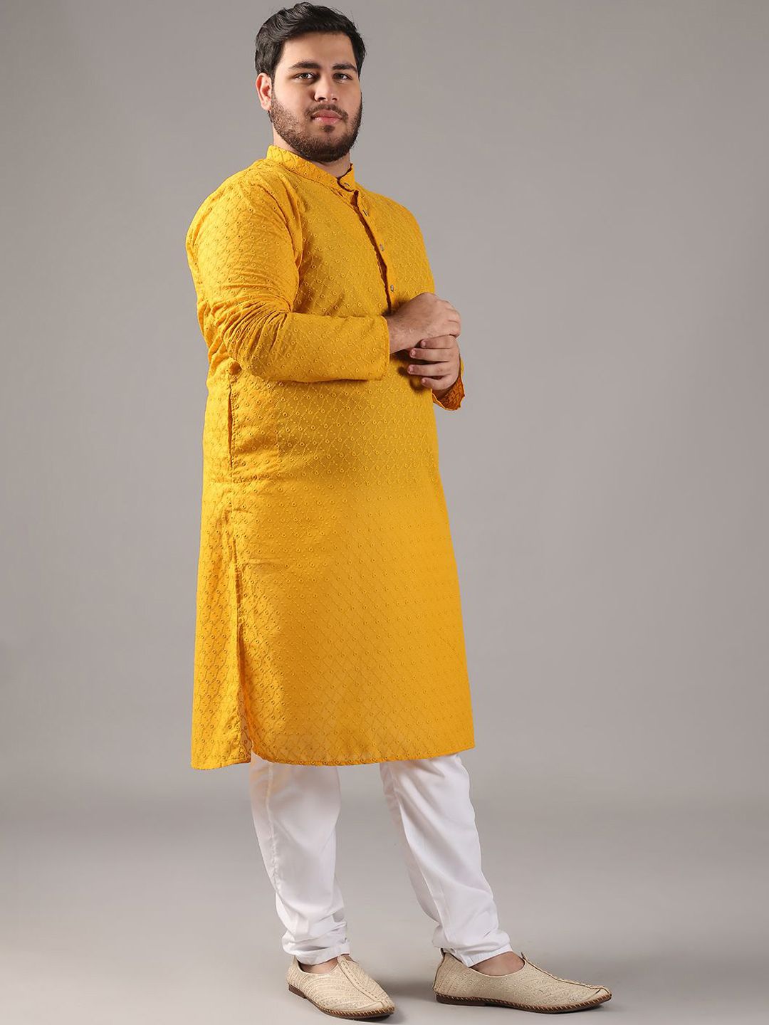 SOJANYA PLUS Plus Size Men Ethnic Motifs Embroidered Pure Cotton Kurta With Pyjamas