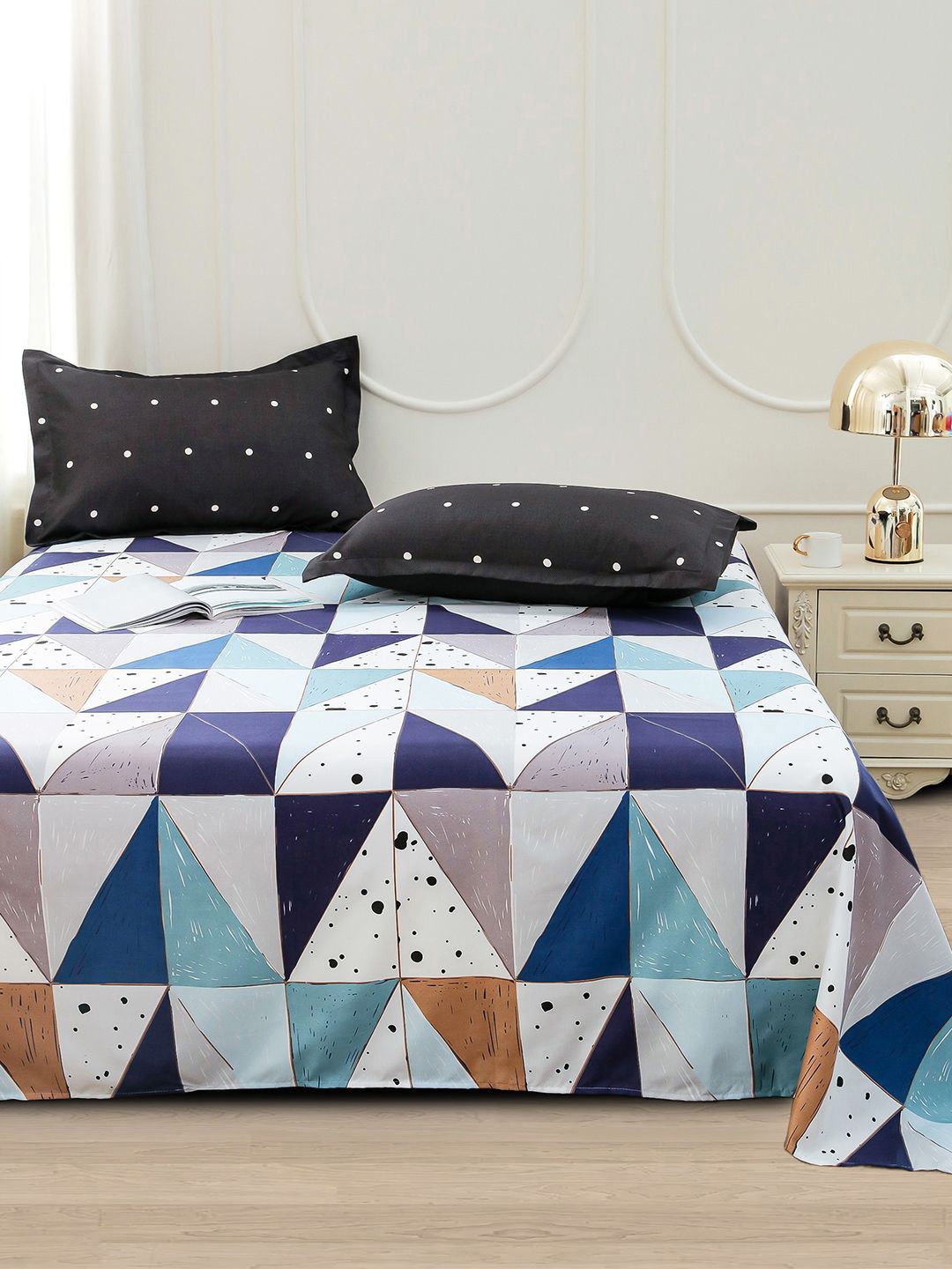 Story@home White Geometric Printed 240 TC Satin Finish Queen Bedsheet Set