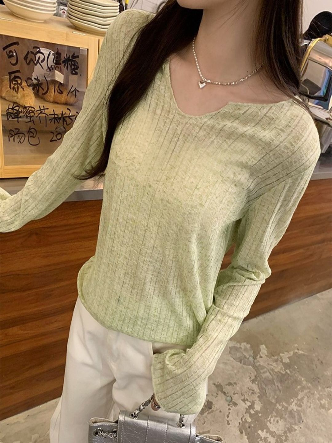 DressBerry Women Ribbed V-Neck Top