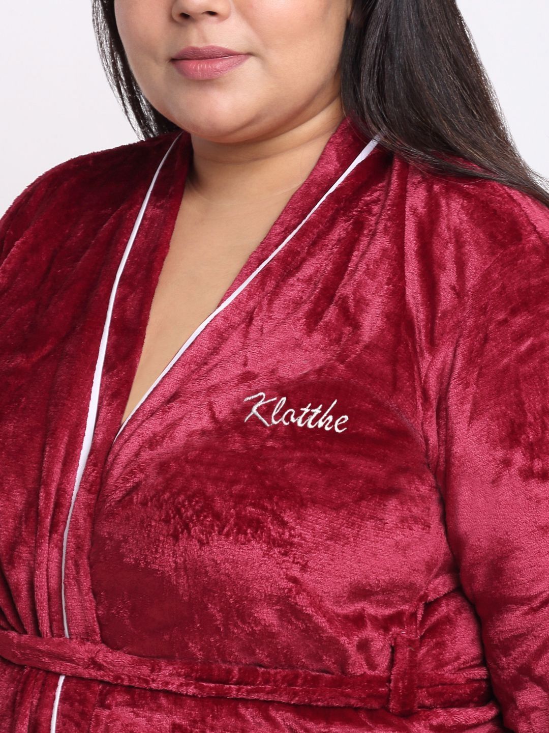 KLOTTHE Plus Size Red Woollen Long Sleeves Bath Robe With Belt