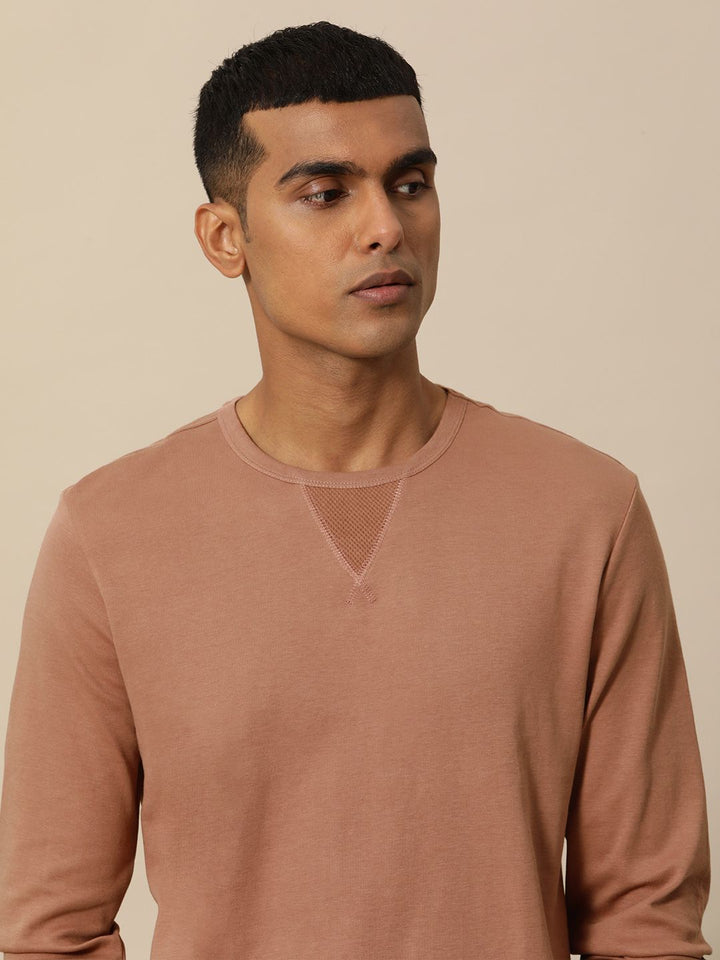 Mr Bowerbird Men Rose Regular Fit Pure Cotton V Patch T-shirt
