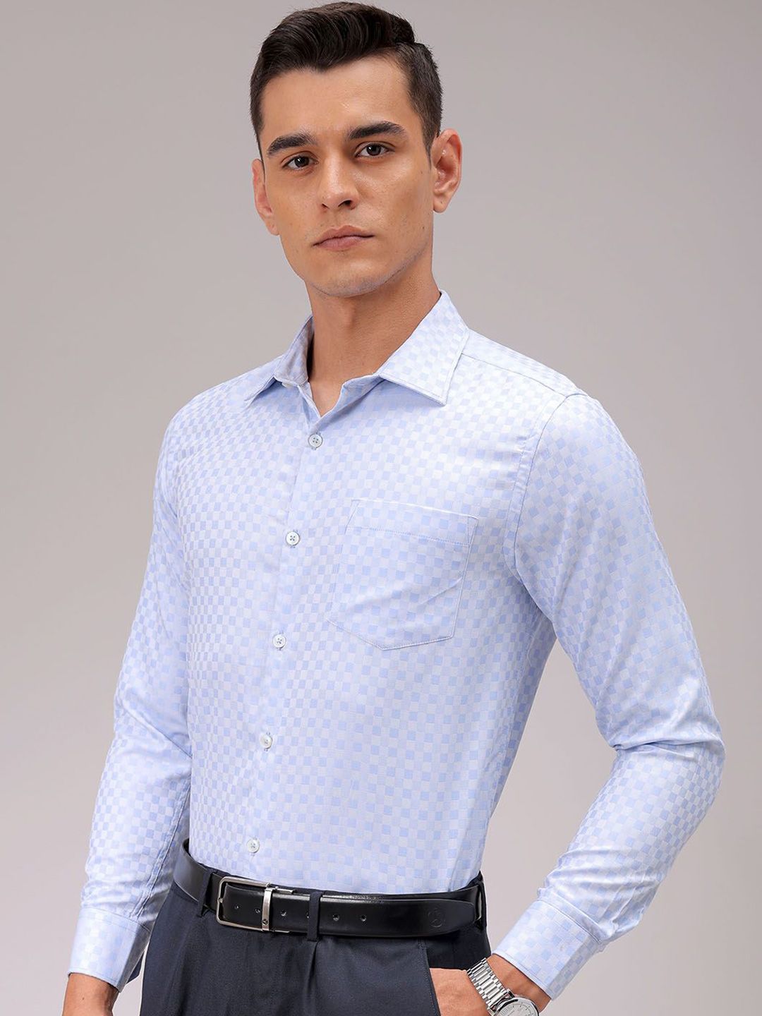 The Indian Garage Co. X Luxe Men Cutaway Collar Checked Slim Fit Formal Shirt