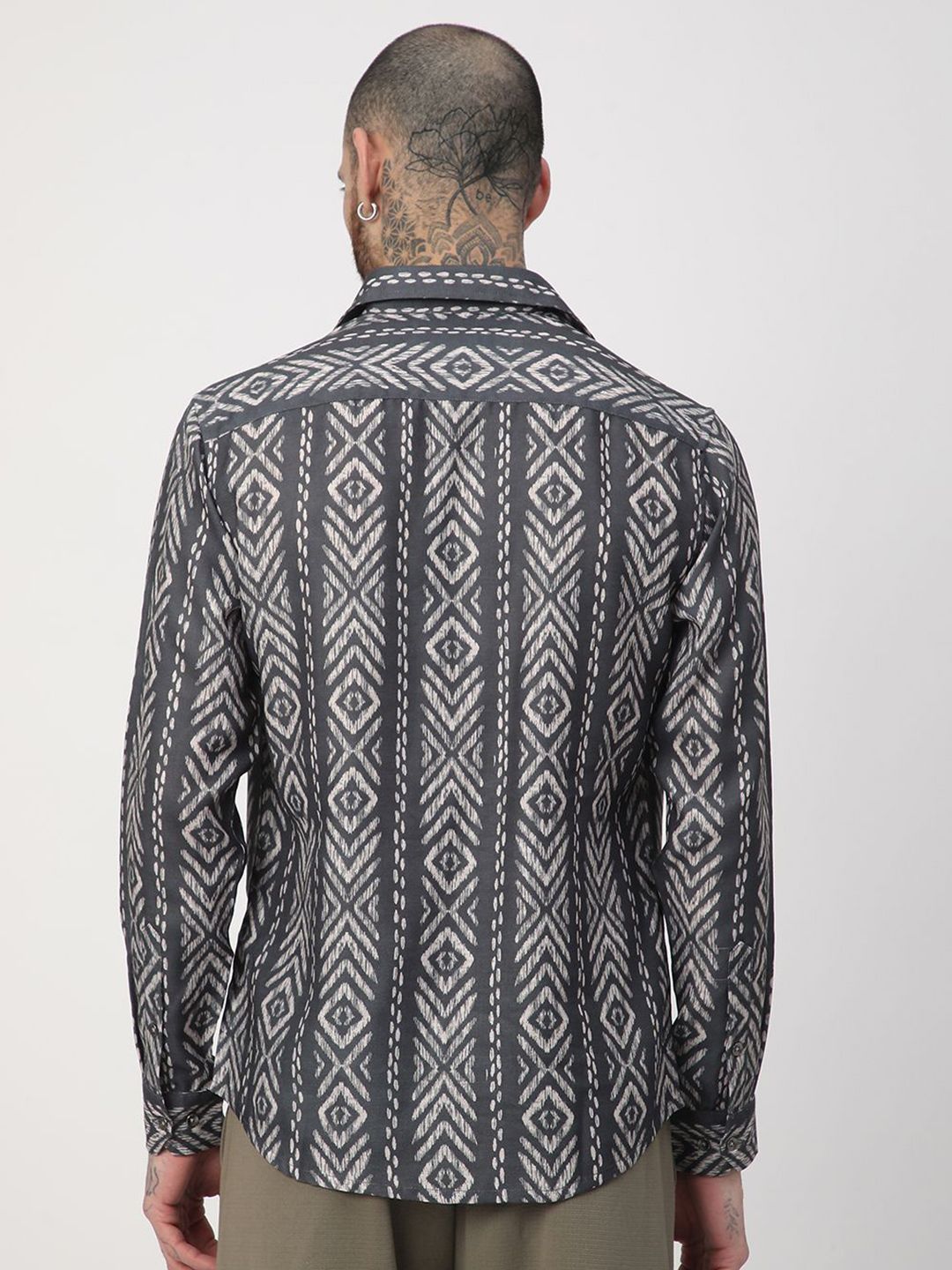 VASTRADO Men Classic Relaxed Fit Spread Collar Abstract Printed Cotton Casual Shirt