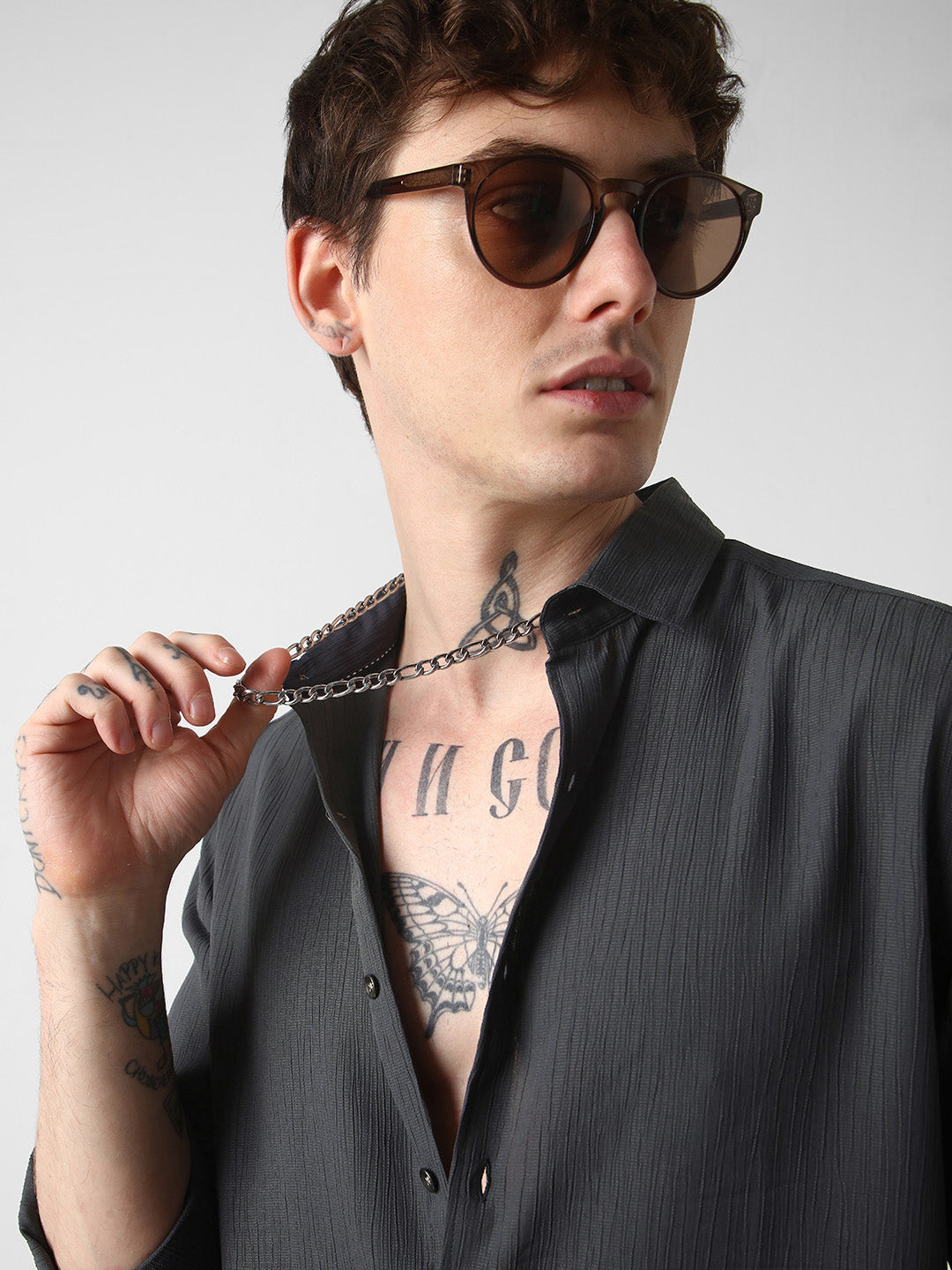 VASTRADO Men Classic Slim Fit Opaque Striped Casual Shirt