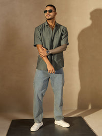 DENNISON Men Solid Oversized Smart Casual Shirt