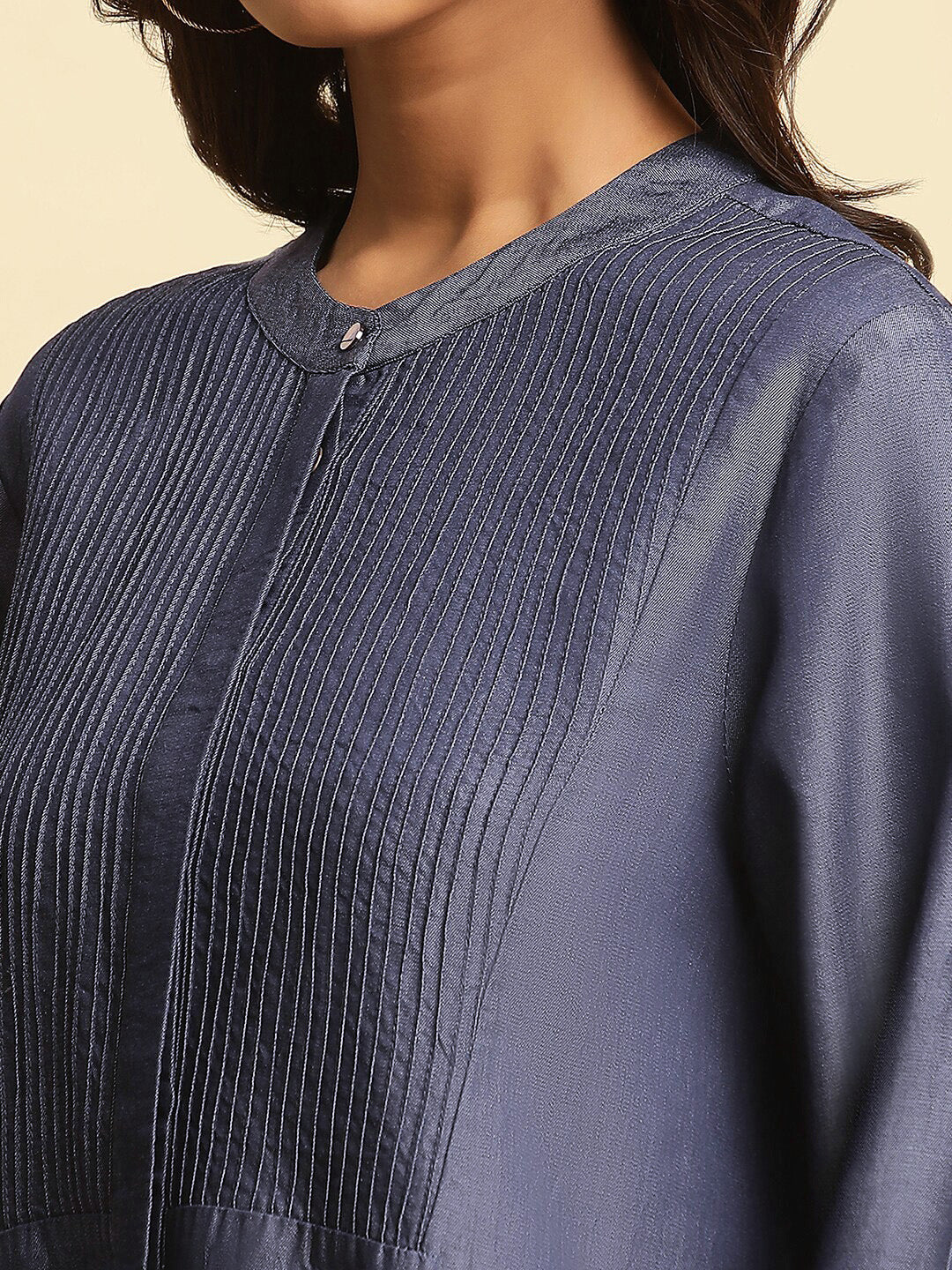 W Mandarin Collar Long Sleeves Lyocell Kurta