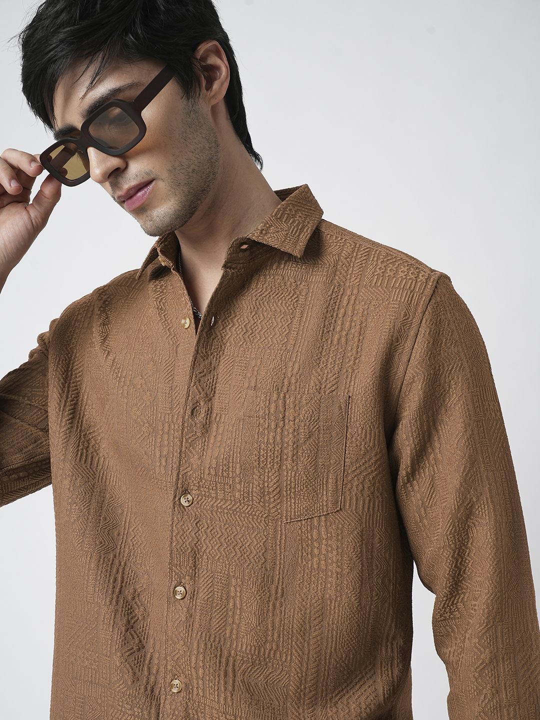 VASTRADO Men Classic Spread Collar Solid Slim Fit Casual Shirt