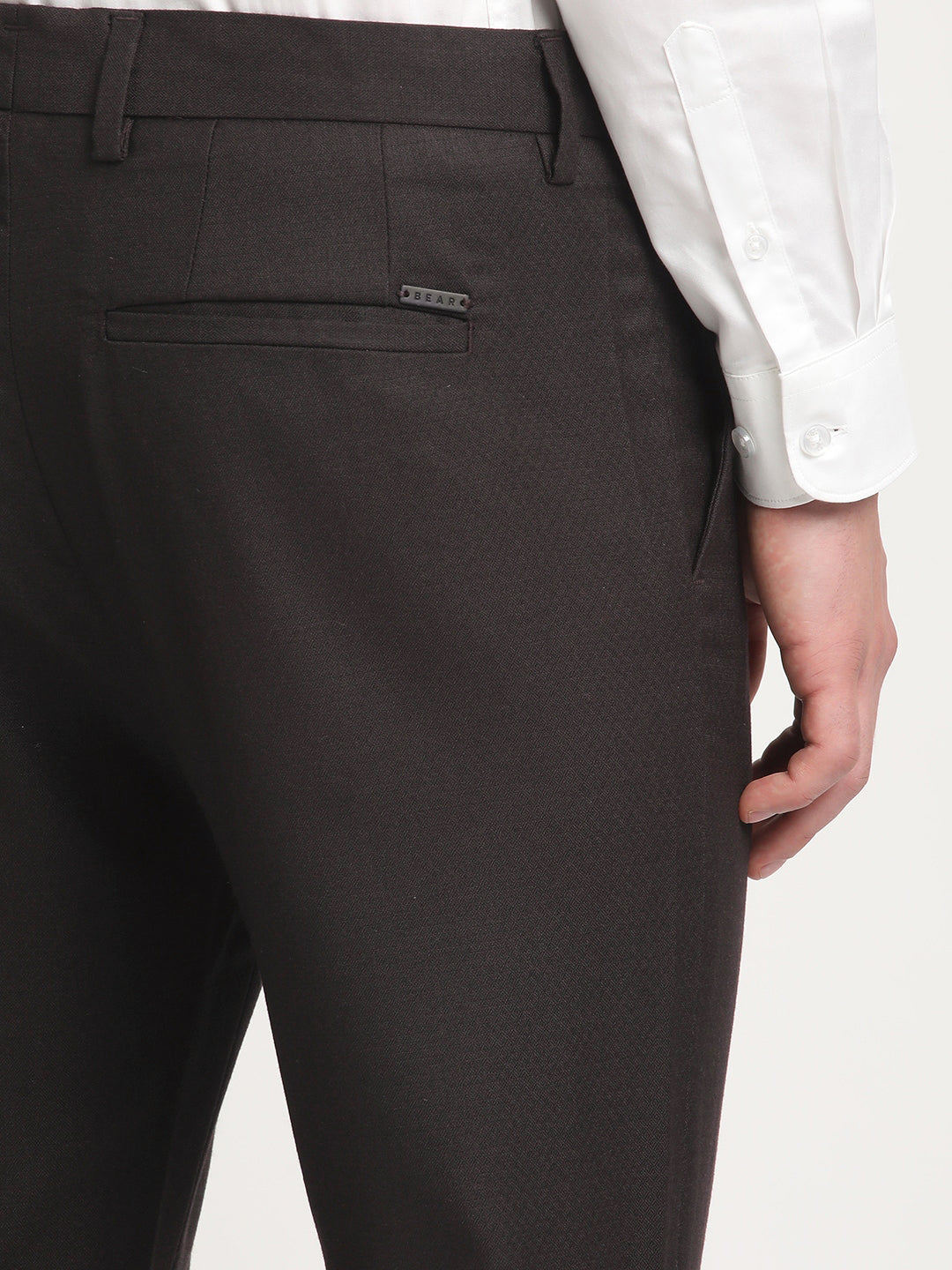 THE BEAR HOUSE Men Solid Tapered Fit Mid-Rise Formal Trousers