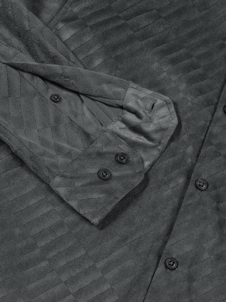 Thomas Scott Men Premium Spread Collar Textured Slim Fit Casual Shirt