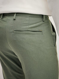 THE BEAR HOUSE Men Solid 4 Way Stretch Slim Fit Formal Trouser