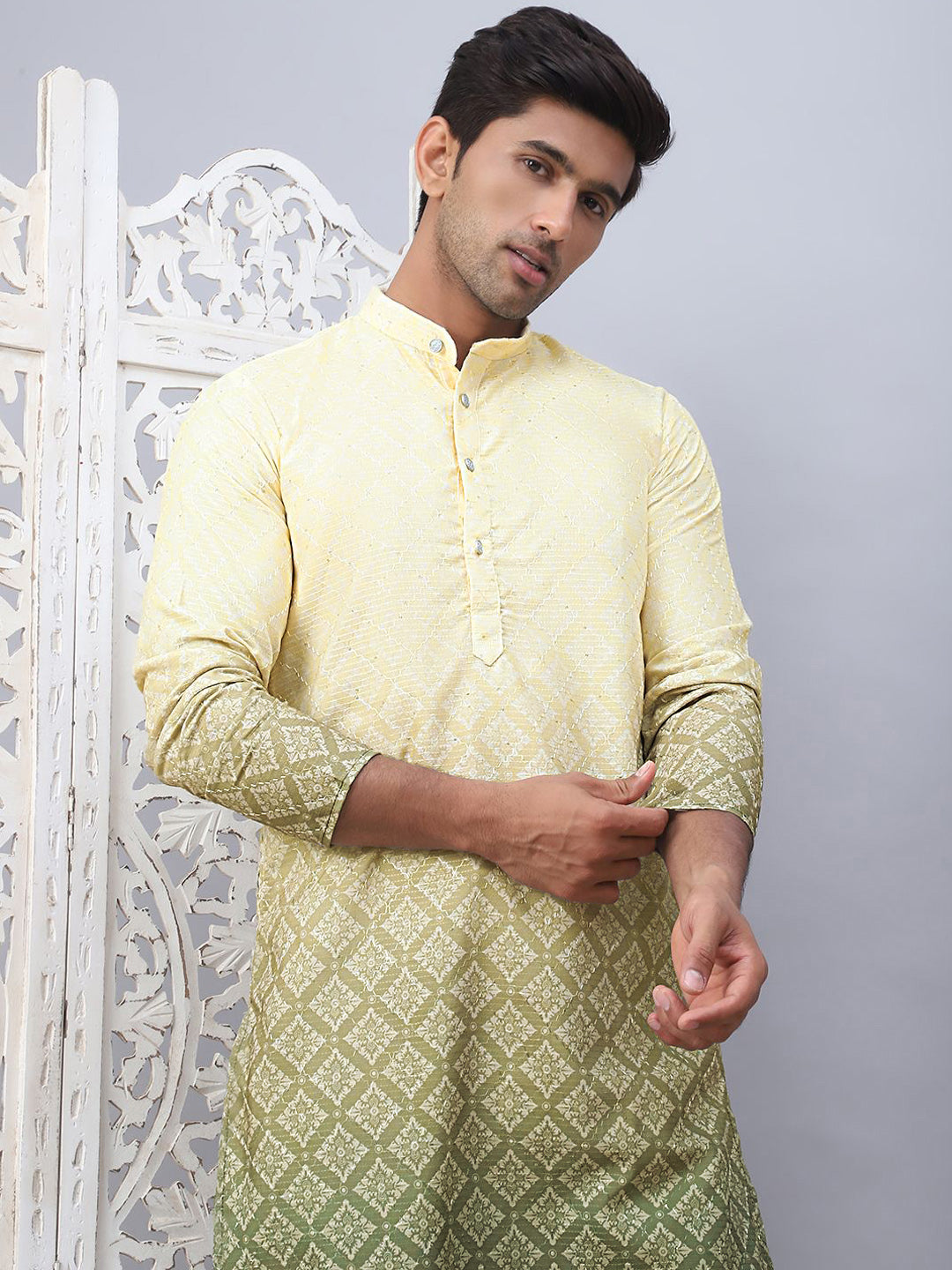 Jompers Ombre Printed Mandarin Collar Sequinned Straight Kurta With Pyjamas