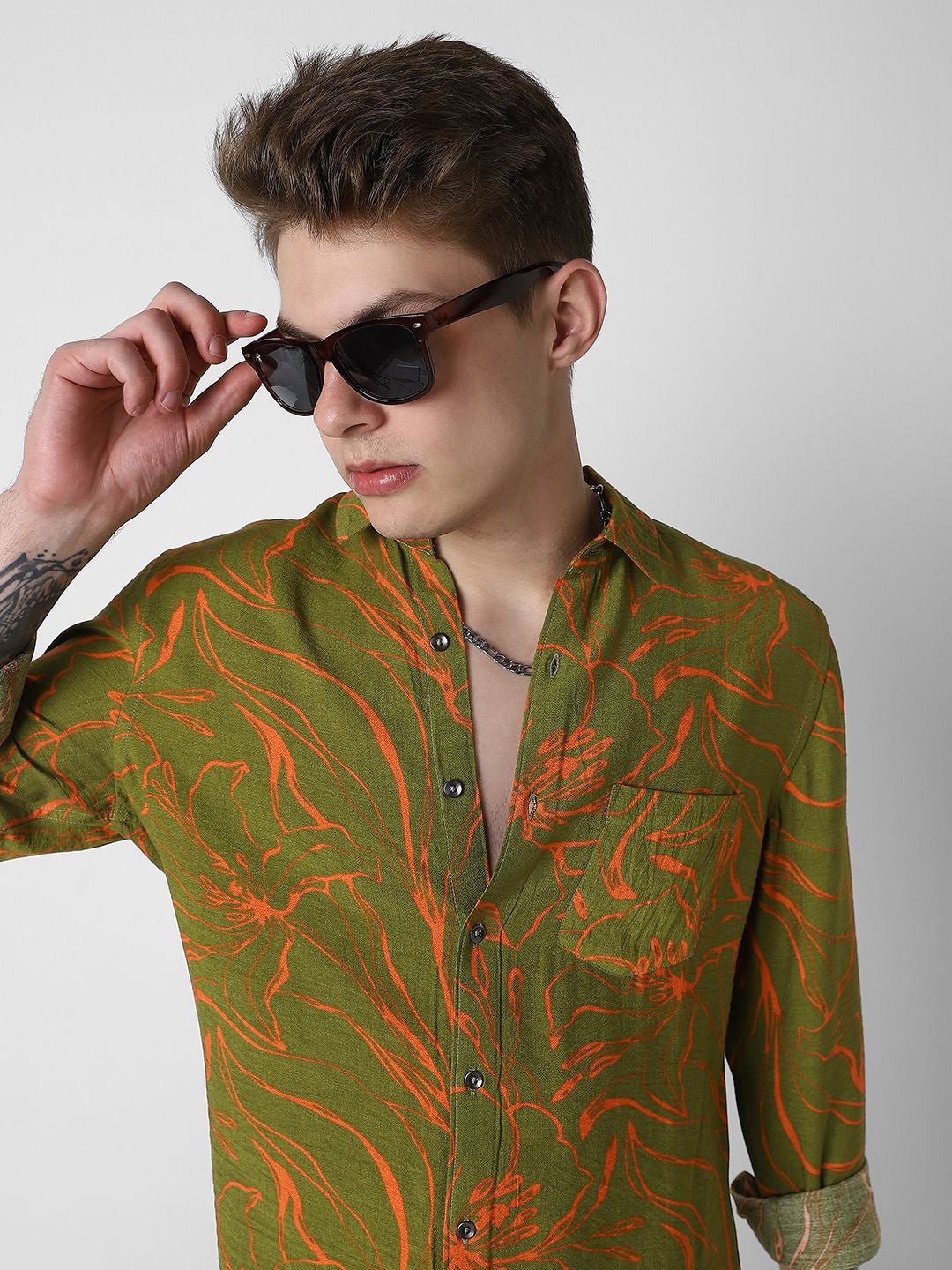 VASTRADO Men Classic Slim Fit  Printed Slim Collar Casual Shirt