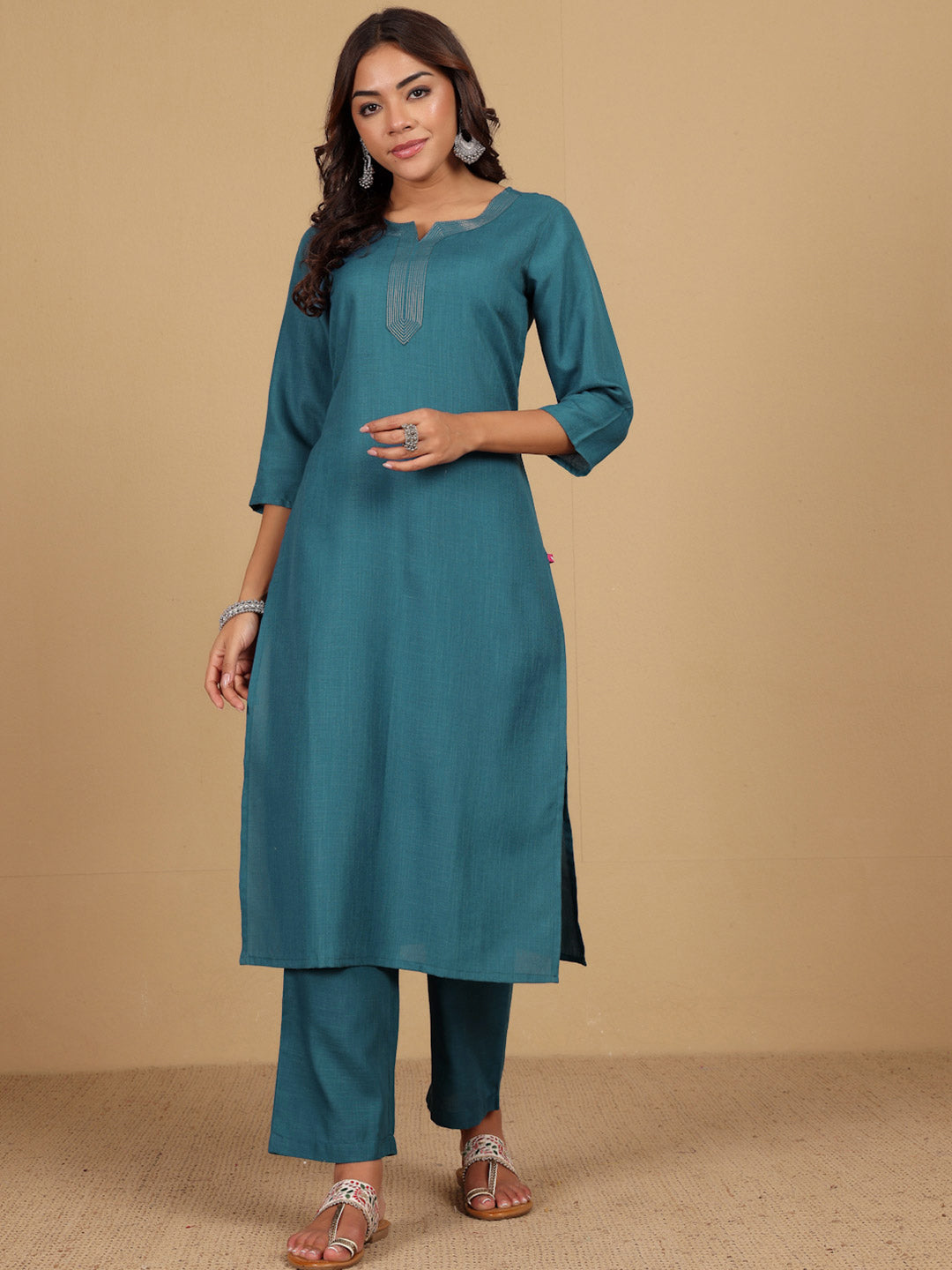Varanga Yoke Design Thread Work Notc Neck Straight Kurta With Trousers And Dupatta
