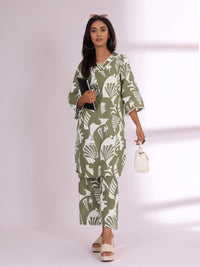 Varanga Floral Printed V-Neck Pure Cotton Straight Kurta With Trousers