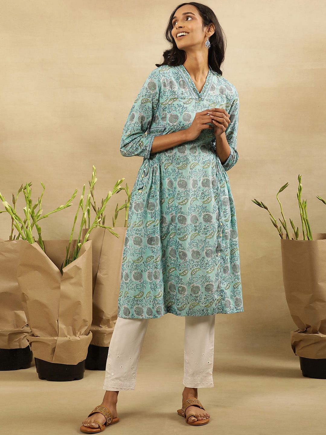 W Women Floral Printed Flared Sleeves Cotton A-Line Kurta