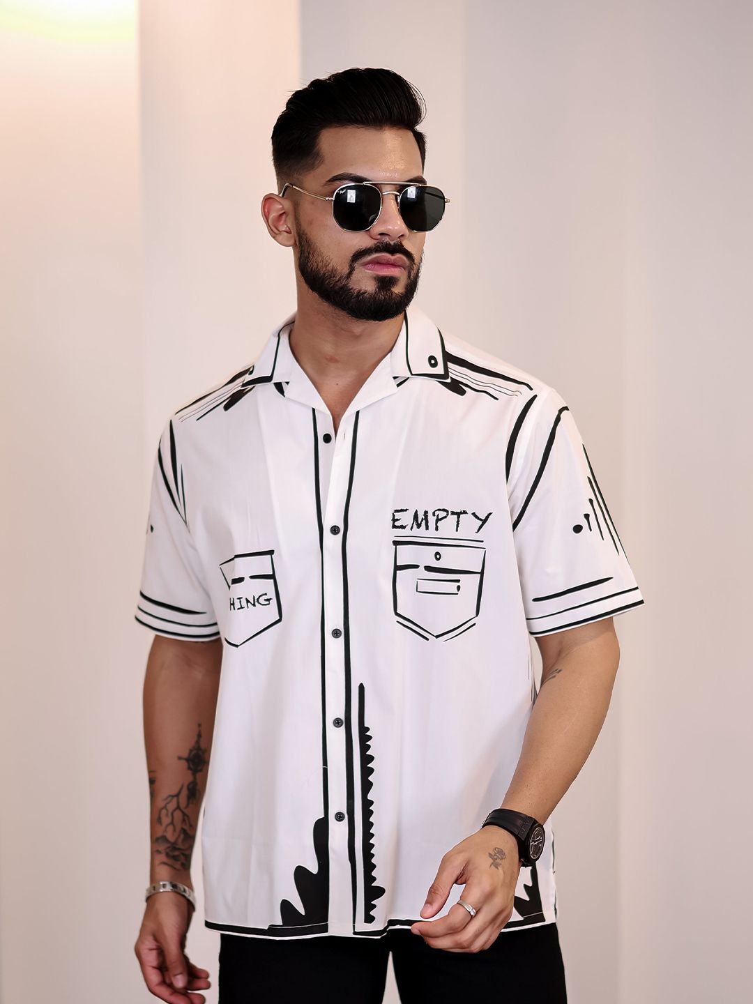 Eszett Graphic Printed Spread Collar Short Sleeves Regular Fit Pure Cotton Casual Shirt