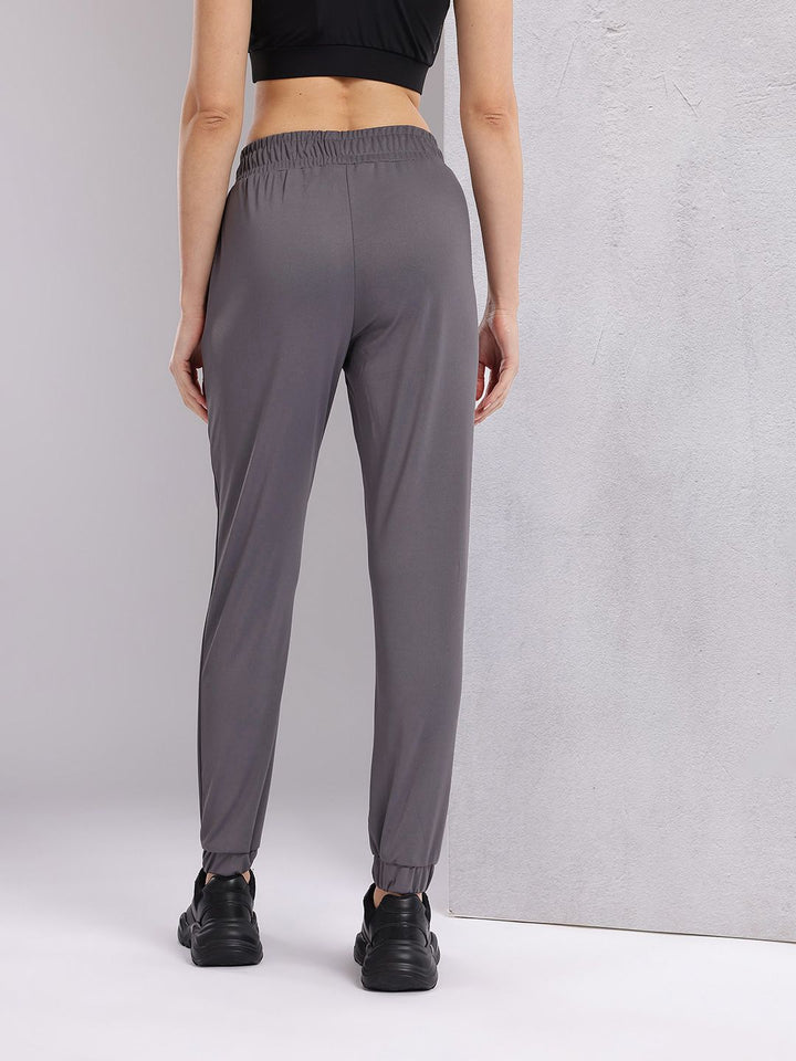 HRX by Hrithik Roshan Women Mid-Rise Regular Fit Training Joggers