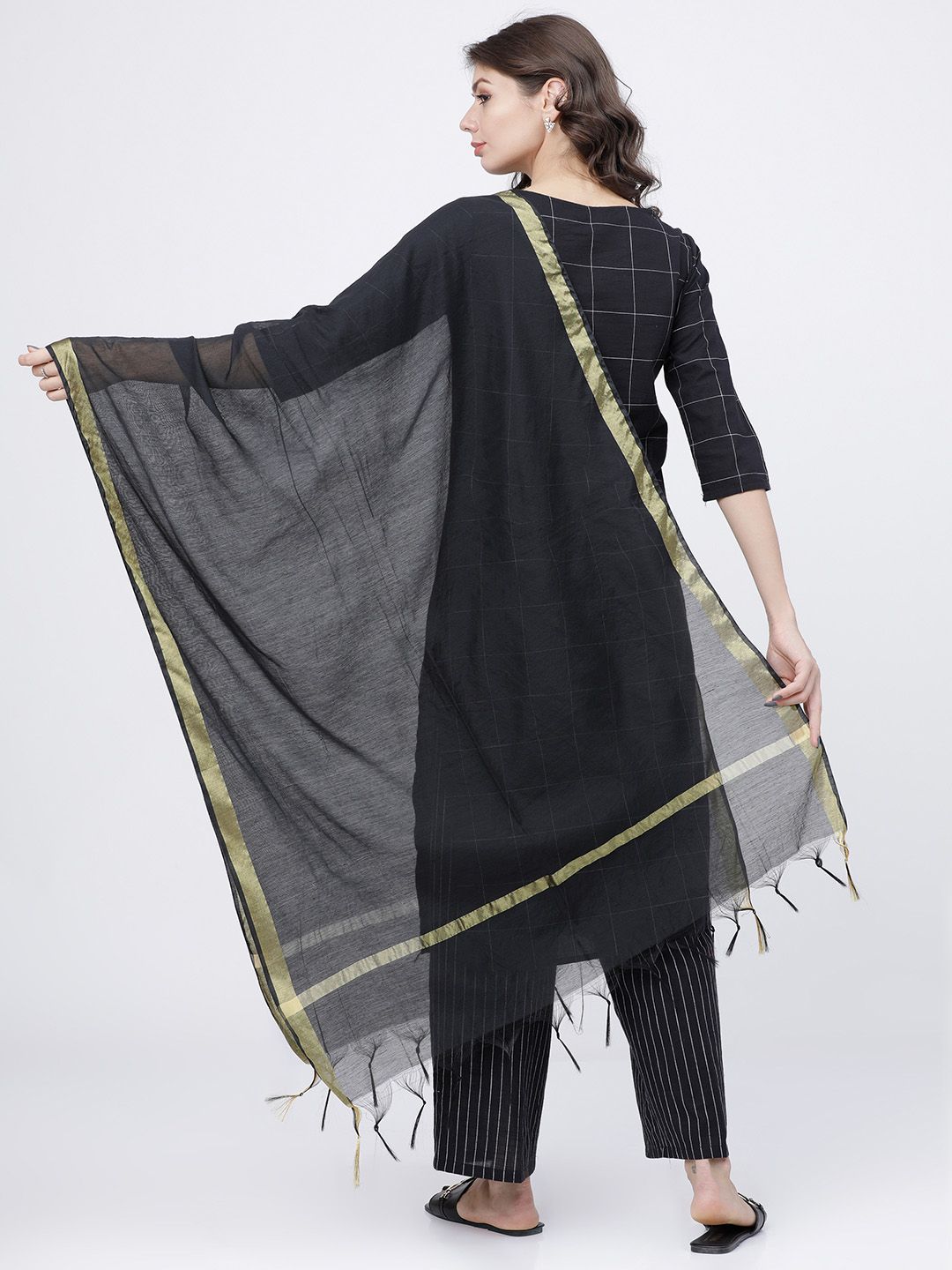 Vishudh Women Black & Off-White Printed Kurta with Palazzos & Dupatta