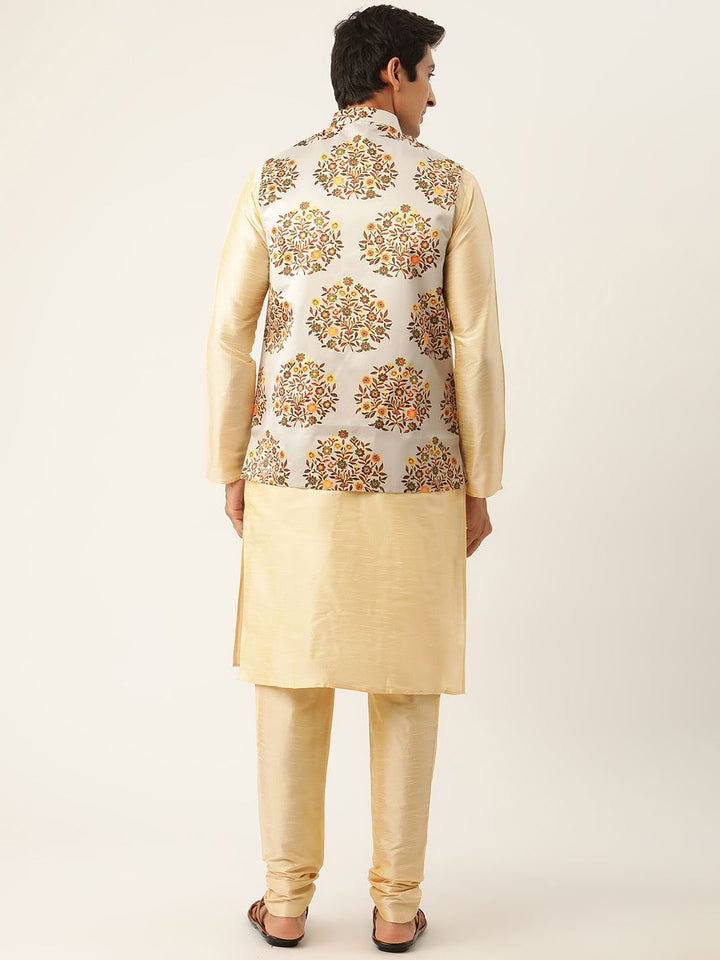 SOJANYA Kurta Emas Lelaki dengan Jaket Churidar & Nehru