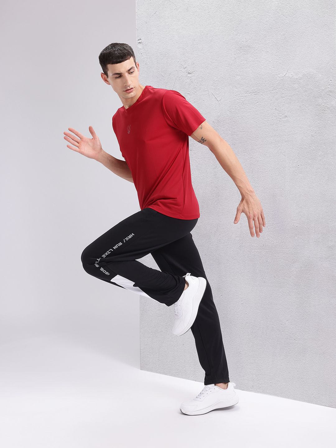 HRX oleh Hrithik Roshan Men Rapid-Dry Running Track Seluar