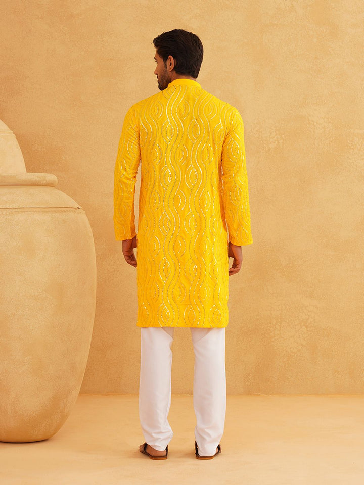 SOJANYA Motif Etnik Bersulam Kurta Kapas Tulen Labuci dengan Jaket Churidar & Nehru