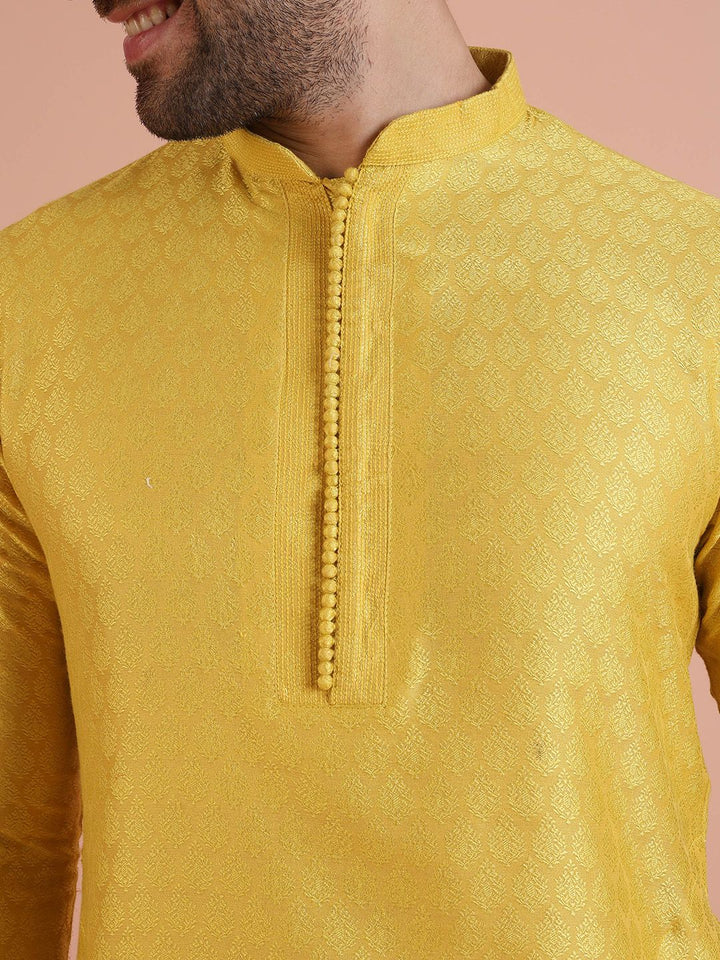 KISAH Men Woven Jacquard Regular Fit Ethnic Motifs Kurta