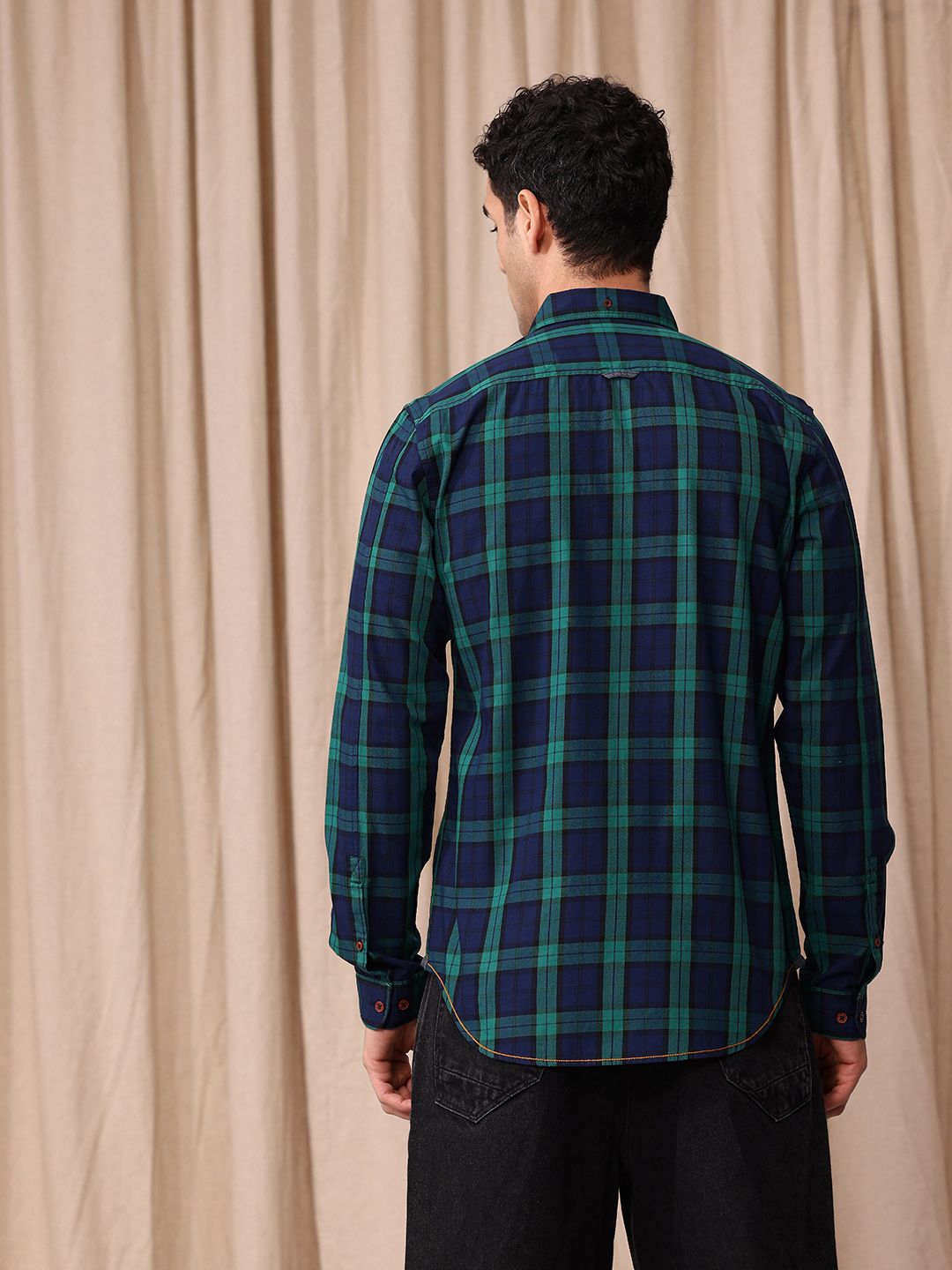 Mr Bowerbird Men Tailored Fit Tartan Checks Opaque Pure Cotton Casual Shirt
