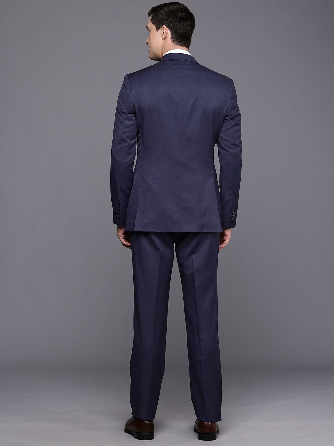 Raymond Contemporary Fit Wrinkle Free Single Breasted 3-Piece Formal Suit