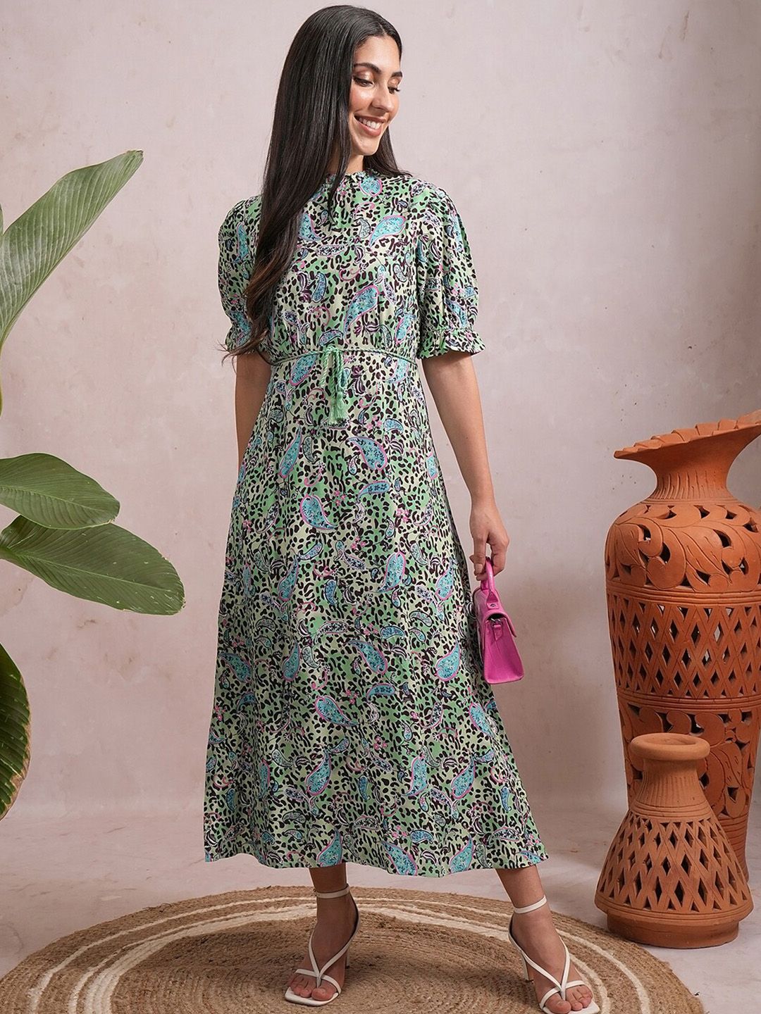Vishudh Green & Yellow Floral Printed Fit & Flare Midi Dress