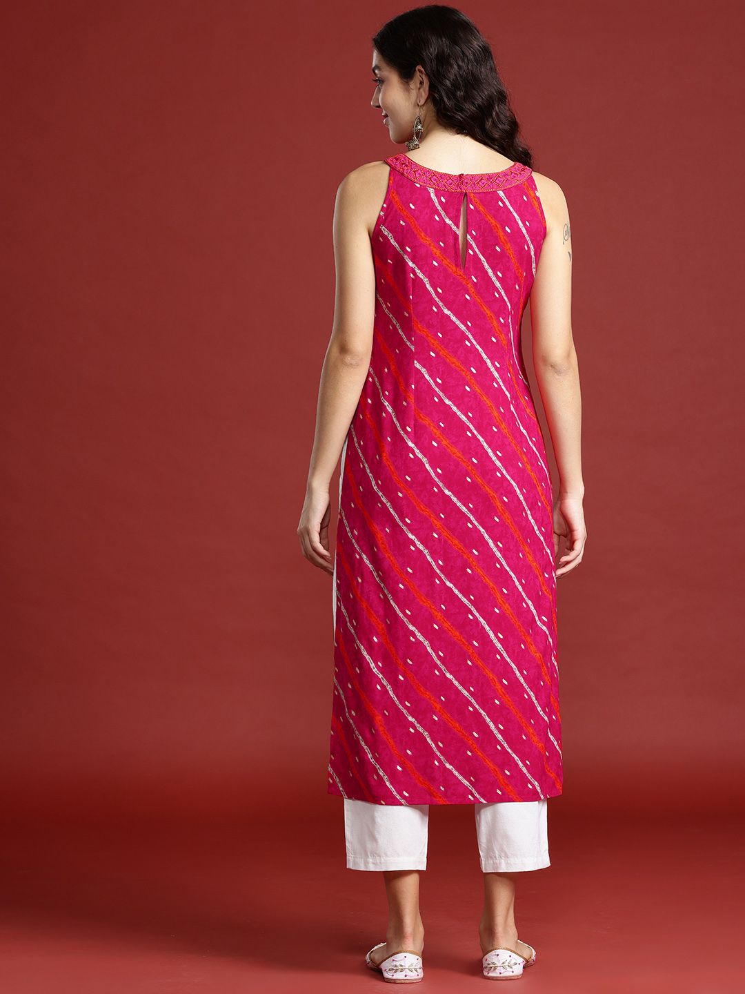 Anouk Leheriya Printed Halter Neck Thread Work Kurta