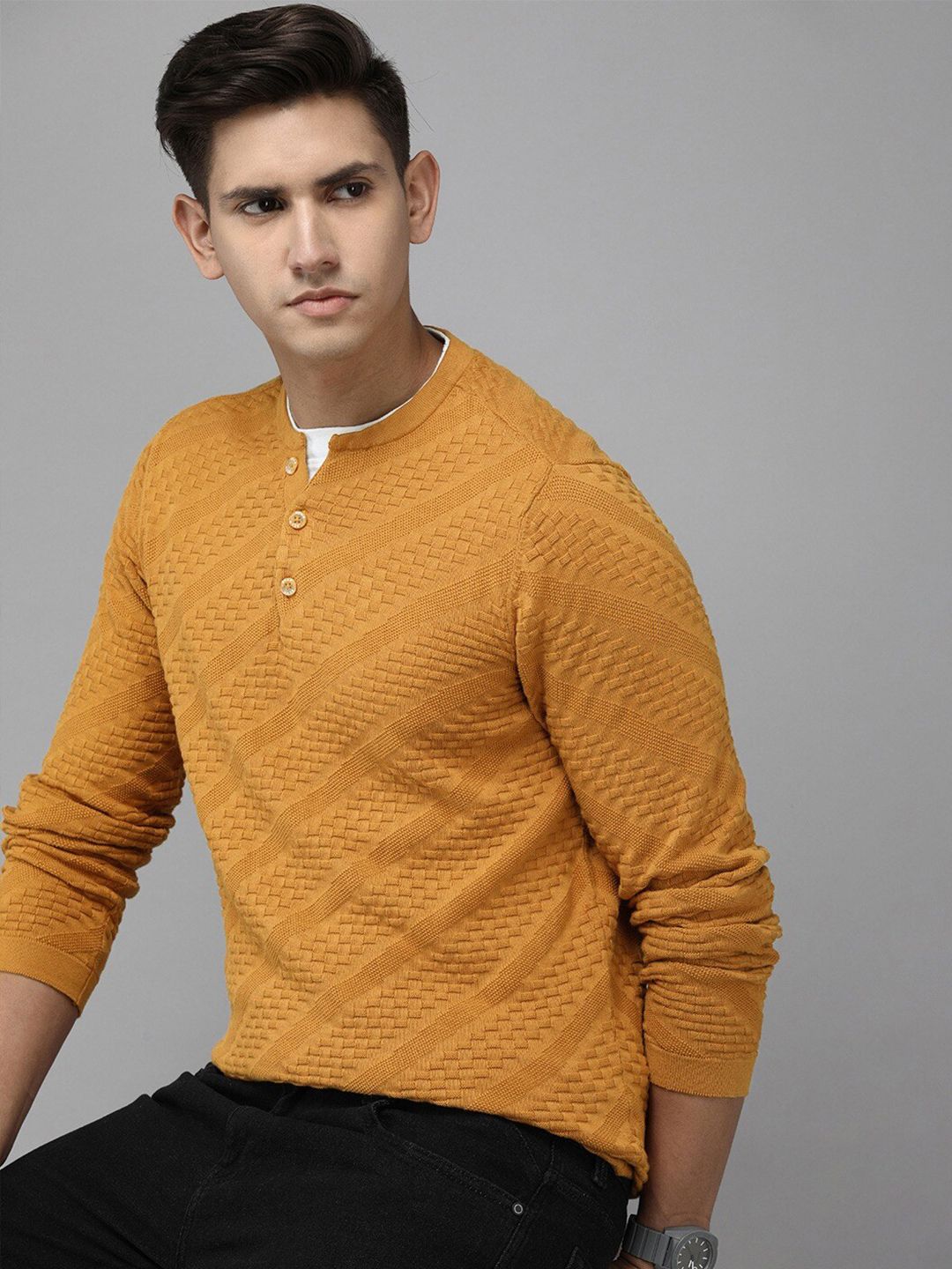 THE BEAR HOUSE Ardor Edition Men Self Design Henley Neck Slim Fit T-shirt